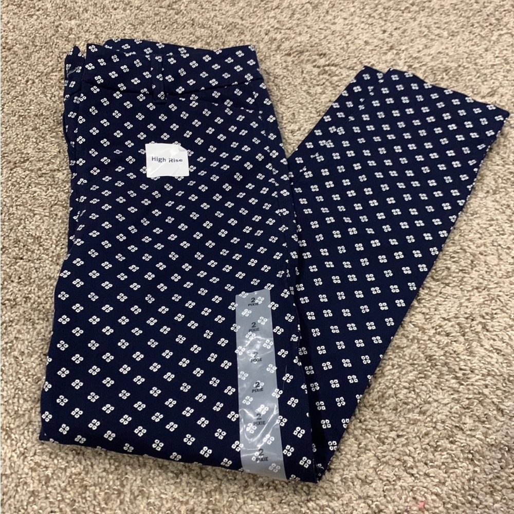 Size 2 Pixie Hi Rise Pants! New with tag. Old Navy brand.
